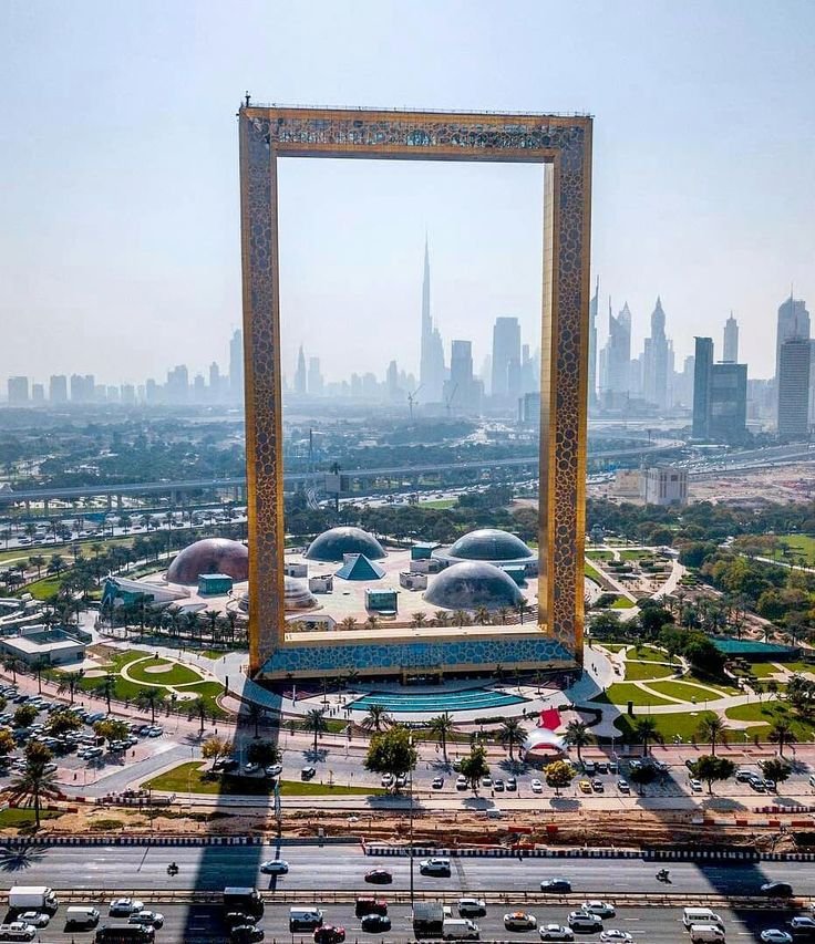 DUBAI FRAME