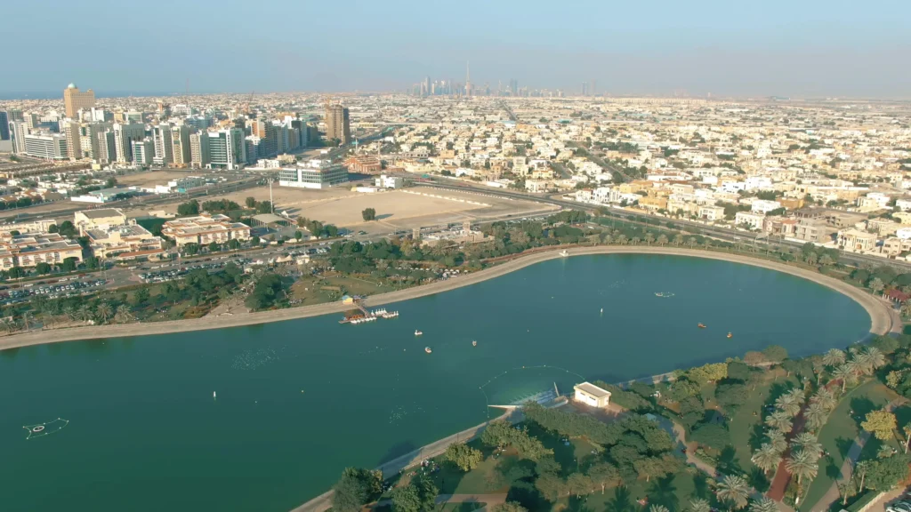 DUBAI Al Barsha Pond Park