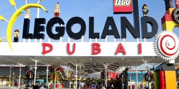 FAMILIA LEGOLAND DUBAI